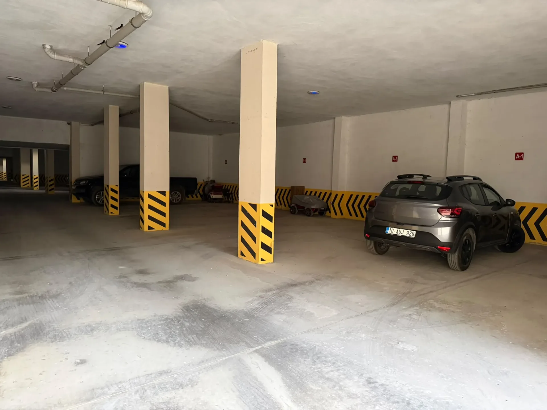 AKÇAYIN EN PRESTİJLİ SİTESİNDE 3+1 AYRI MUTFAK EBEVEYN BANYOLU - KAPALI OTOPARKLI MUHTEŞEM DAİRE - Görsel 25