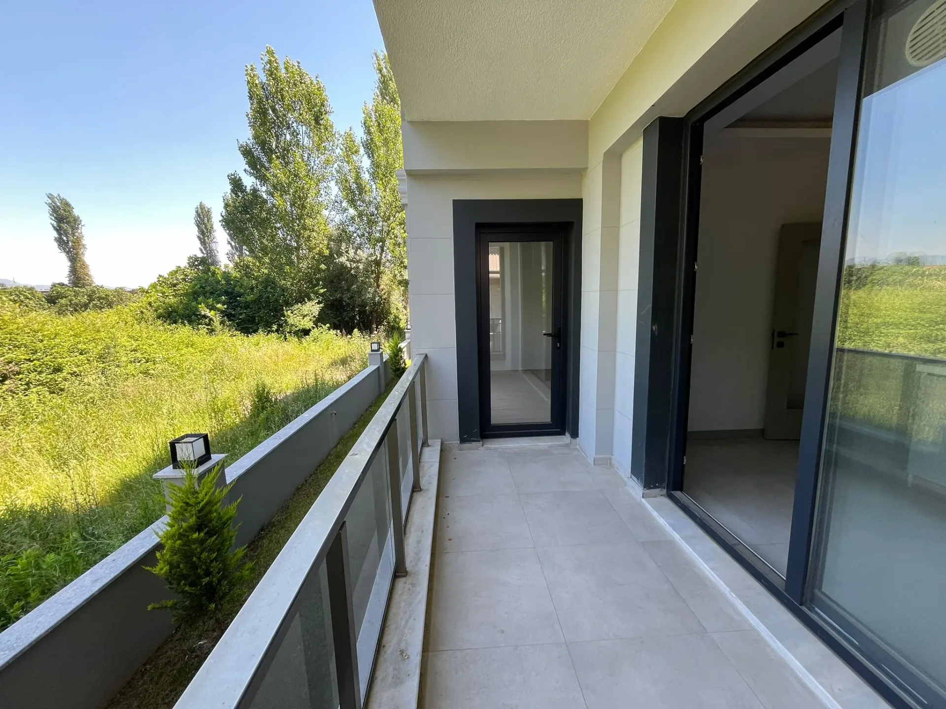 ALTINKUMDA ULTRA LÜX KAPALI OTOPARKLI 2+1 AYRI MUTFAK DAİRE - Görsel 12