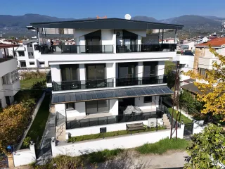 GÜREDE DENİZE SIFIR TADINDA 3+1 TRİPLEX HER ODASINDA EBEVEYN BANYOSU OLAN VİLLA - Görsel 3