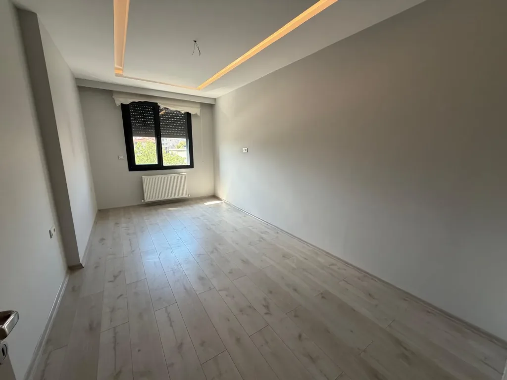 AKÇAYDA HAVUZLU SİTE İÇERİSİNDE ULTRA LÜKS 130 METREKARE 2+1 - Görsel 29
