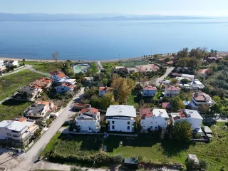GÜREDE DENİZE SIFIR TADINDA 3+1 TRİPLEX HER ODASINDA EBEVEYN BANYOSU OLAN VİLLA - Görsel 1