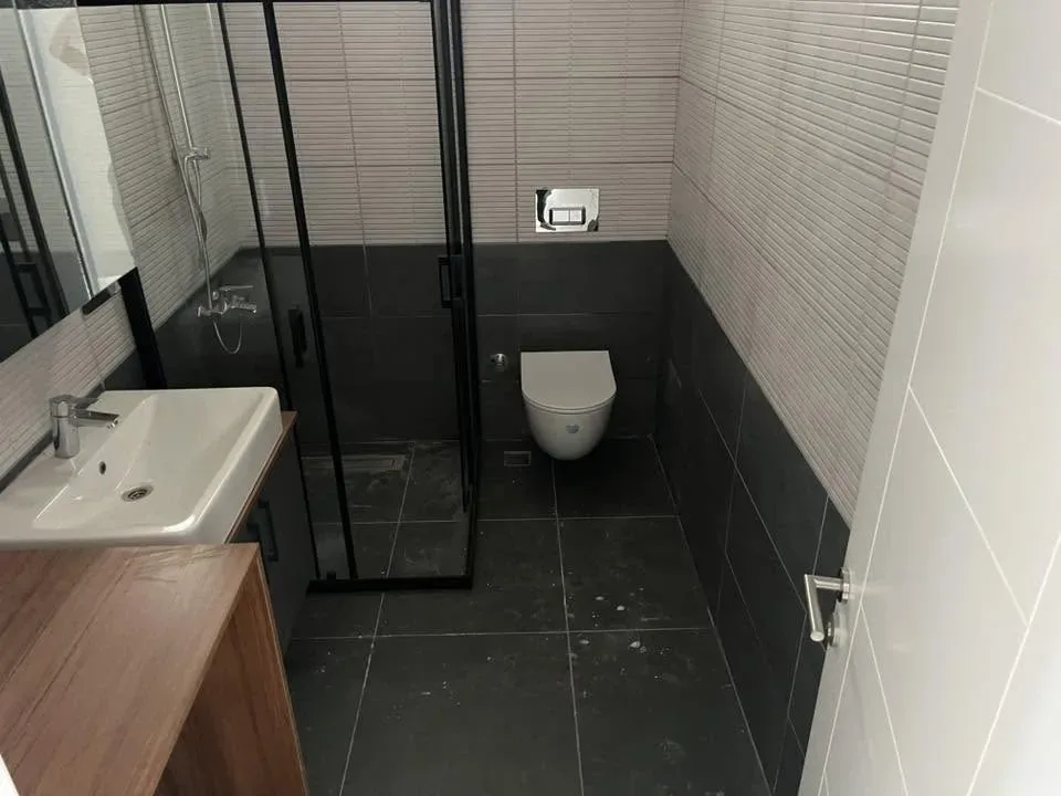 GÜRE AKÇAY ARASINDA 2+1 AYRI MUTFAK ULTRA LÜX SİTE İÇERİSİNDE HAVUZ CEPHELİ DAİRE - Görsel 12
