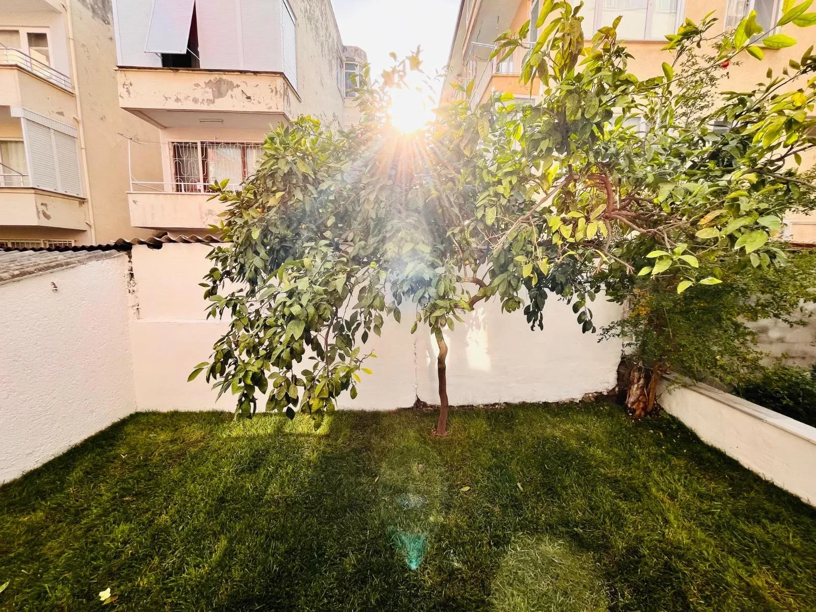 AKÇAY MERKEZDE İÇİ RESTORE EDİLMİŞ BAHÇELİ 2+1 - Görsel 14