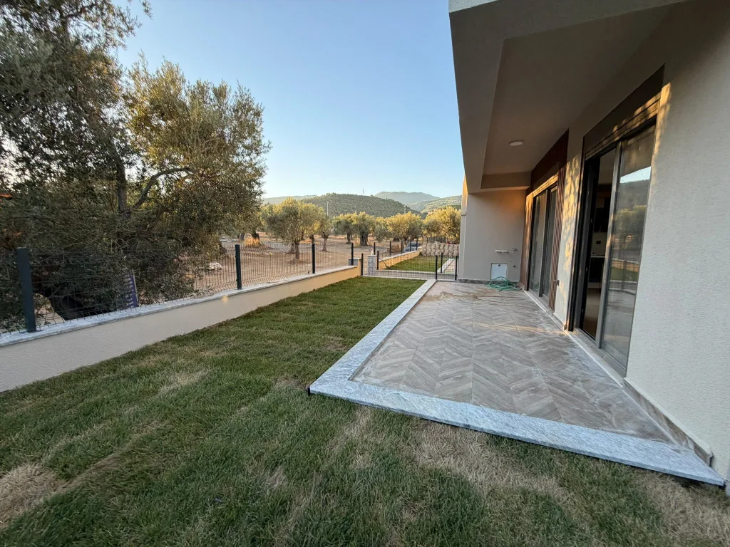 GÜRE SAHİLİNDE MÜSTAKİL TADINDA 2+1 BAHÇE KULLANIMLI SIFIR DAİRE - Görsel 26