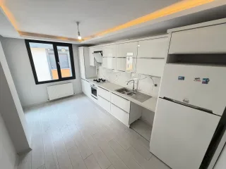 AKÇAYIN EN PRESTİJLİ SİTESİNDE 3+1 AYRI MUTFAK LÜKS DAİRE - Görsel 13