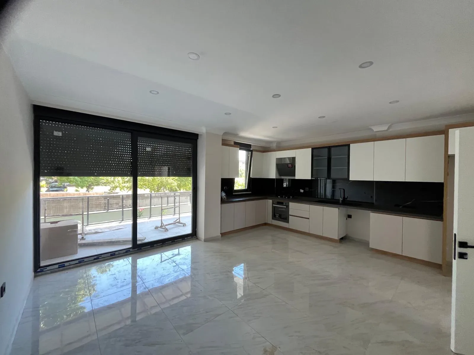GÜREDE DENİZE SIFIR TADINDA 3+1 TRİPLEX HER ODASINDA EBEVEYN BANYOSU OLAN VİLLA - Görsel 21
