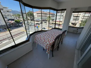 AKÇAY MERKEZDE 2+1 AYRI MUTFAK FULL EŞYA OPSİYONLU GENİŞ BALKONLU İÇİ FULL YAPILI DAİRE - Görsel 8