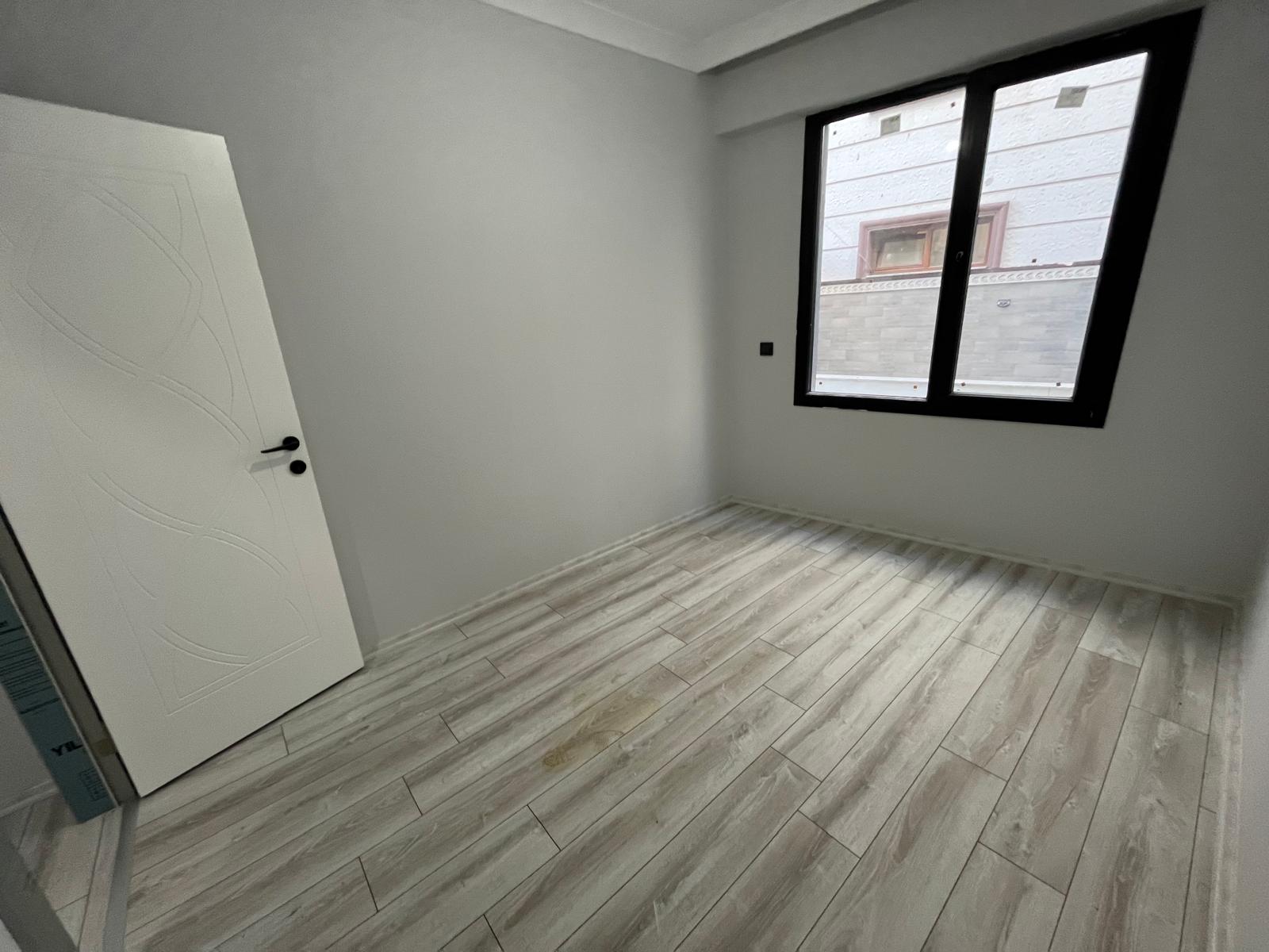 AKÇAY ÇAMLIYOL CADDESİNDE FIRSAT 1+1 SIFIR DAİRE - Görsel 12