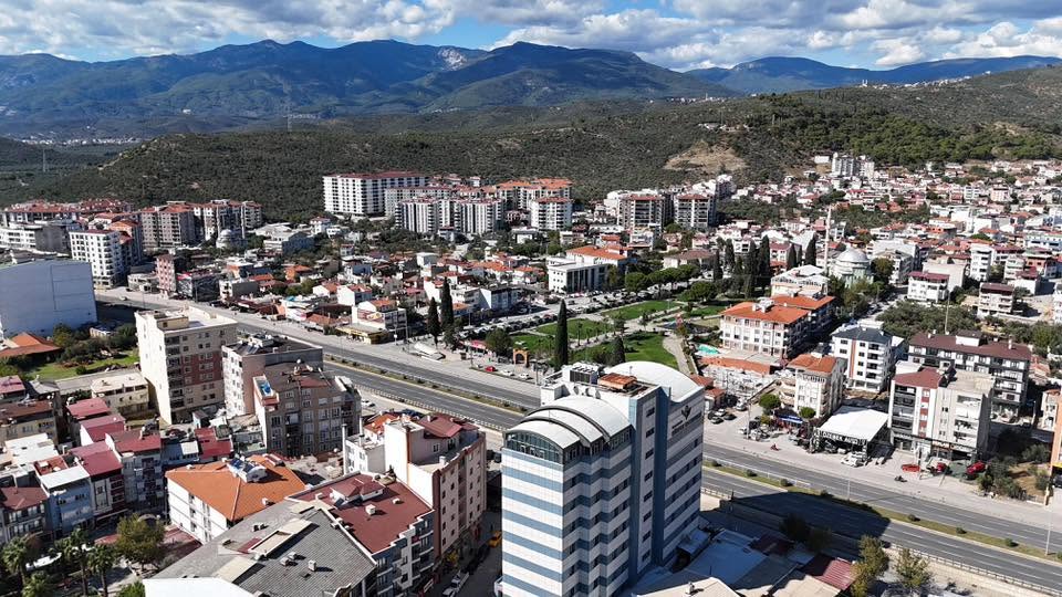 EDREMİT KADIKÖYDE ÖZEL HASTANE YANI KÖŞE PARSEL 351 METREKARE ARSA - Görsel 12