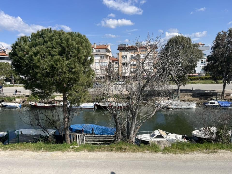 AKÇAYDA 0 BİNA DENİZE ÇOK YAKIN 2+1 CADDE ÜZERİ DAİRE - Görsel 2