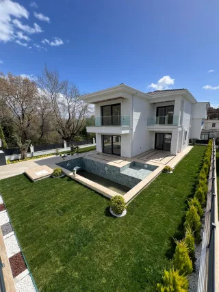 GÜRE RAMADA OTEL BÖLGESİNDE TAM BAĞIMSIZ MÜSTAKİL ULTRA LÜX VİLLA - Görsel 4