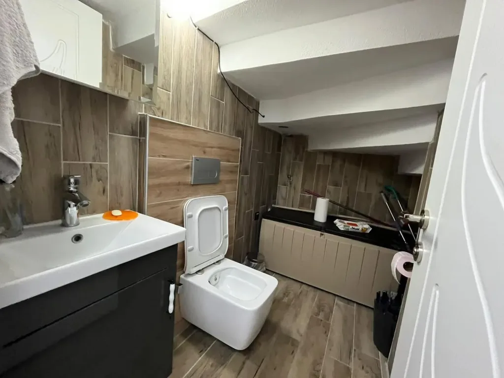 GÜRE AKÇAY YOLU ÜZERİNDE ÖNÜ KAPANMAZ  3 ODA 1 SALON 2 AYRI MUTFAKLI DUBLEKS DAİRE - Görsel 19