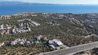 GÜRE SAHİLDE 650 METREKARE KÖŞE PARSEL DENİZ MANZARALI %15 İMARLI ARSA - Görsel 3