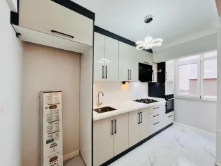 AKÇAY MERKEZDE İÇİ RESTORE EDİLMİŞ BAHÇELİ 2+1 - Görsel 4