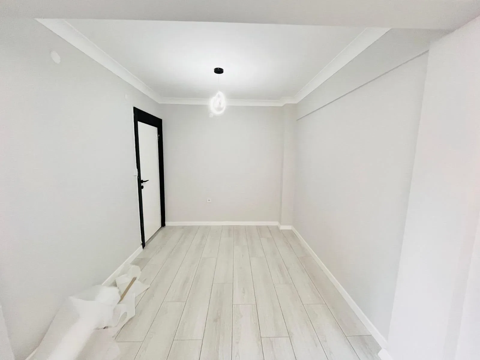 AKÇAY MERKEZDE İÇİ RESTORE EDİLMİŞ BAHÇELİ 2+1 - Görsel 24