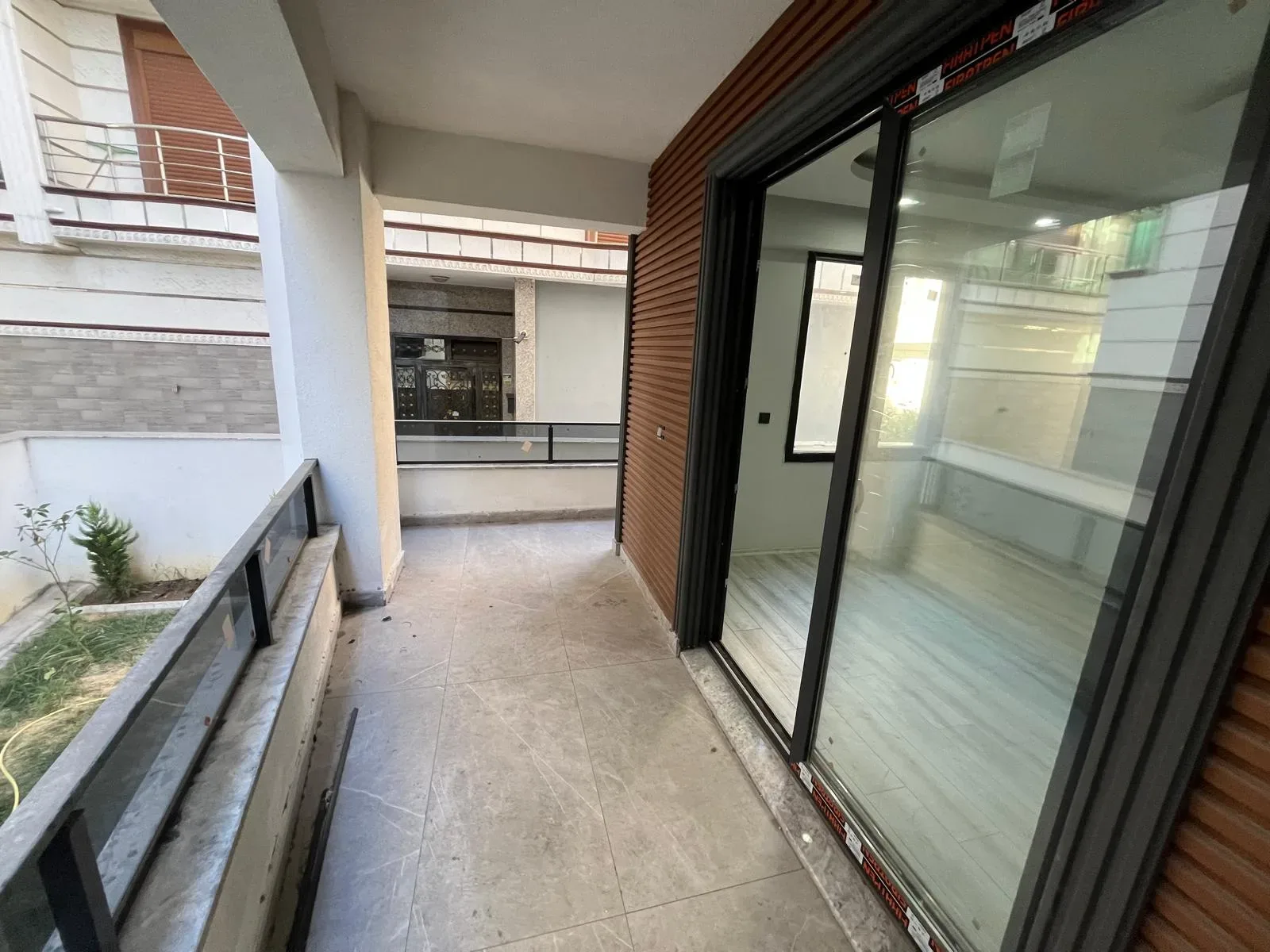 AKÇAY ÇAMLIYOL CADDESİNDE FIRSAT 1+1 SIFIR DAİRE - Görsel 6