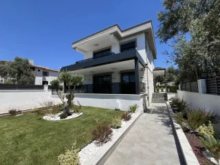 GÜRE OTELLER BÖLGESİNDE TAM BAĞIMSIZ MÜSTAKİL 4 ODA 1 SALON ULTRA LÜX VİLLA - Görsel 1