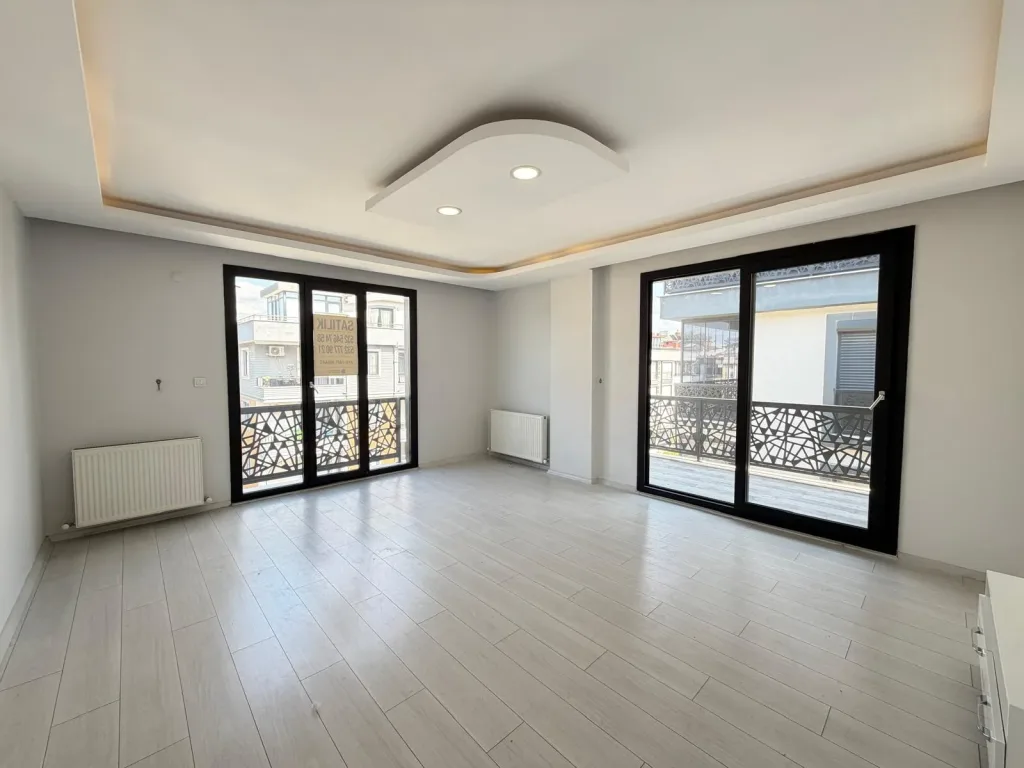 AKÇAYIN EN PRESTİJLİ SİTESİNDE 3+1 AYRI MUTFAK LÜKS DAİRE - Görsel 8
