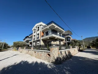 GÜRE SAHİLİNDE 4+1 ULTRA LÜX DENİZE YÜRÜME MESAFESİNDE TRİPLEX VİLLA - Görsel 2