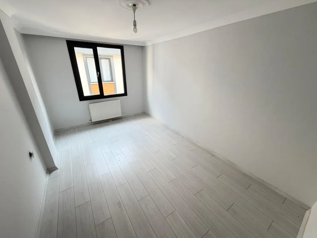 AKÇAYIN EN PRESTİJLİ SİTESİNDE 3+1 AYRI MUTFAK LÜKS DAİRE - Görsel 27