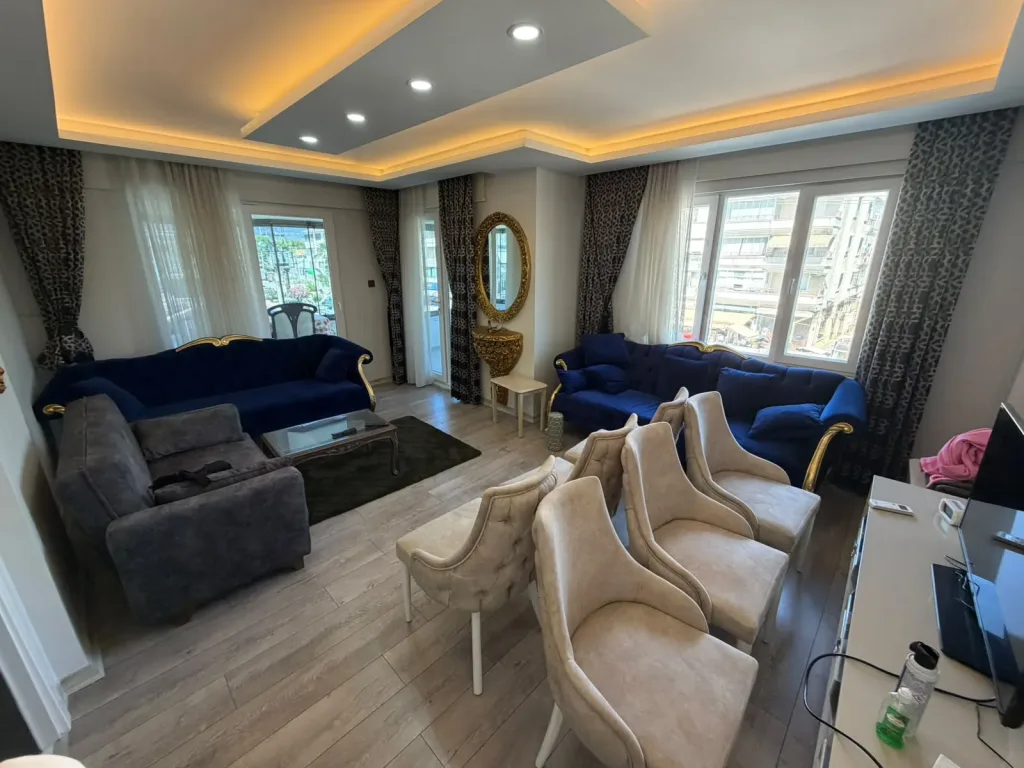 AKÇAY MERKEZDE 2+1 AYRI MUTFAK FULL EŞYA OPSİYONLU GENİŞ BALKONLU İÇİ FULL YAPILI DAİRE - Görsel 3