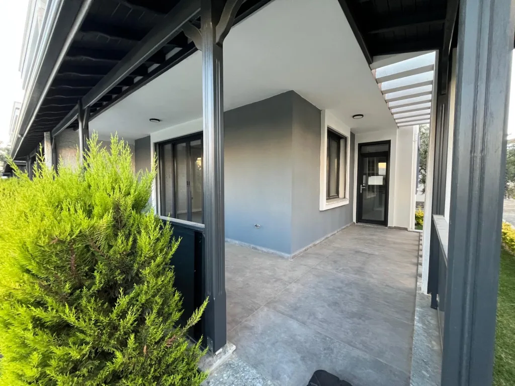 GÜRE SAHİLİNDE ULTRA LÜX SİTE İÇERİSİNDE 3+1 AYRI MUTFAK VİLLA - Görsel 40