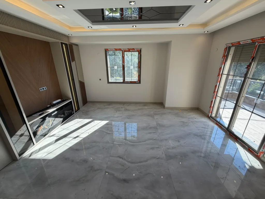 GÜRE SAHİLİNDE 4+1 ULTRA LÜX DENİZE YÜRÜME MESAFESİNDE TRİPLEX VİLLA - Görsel 6