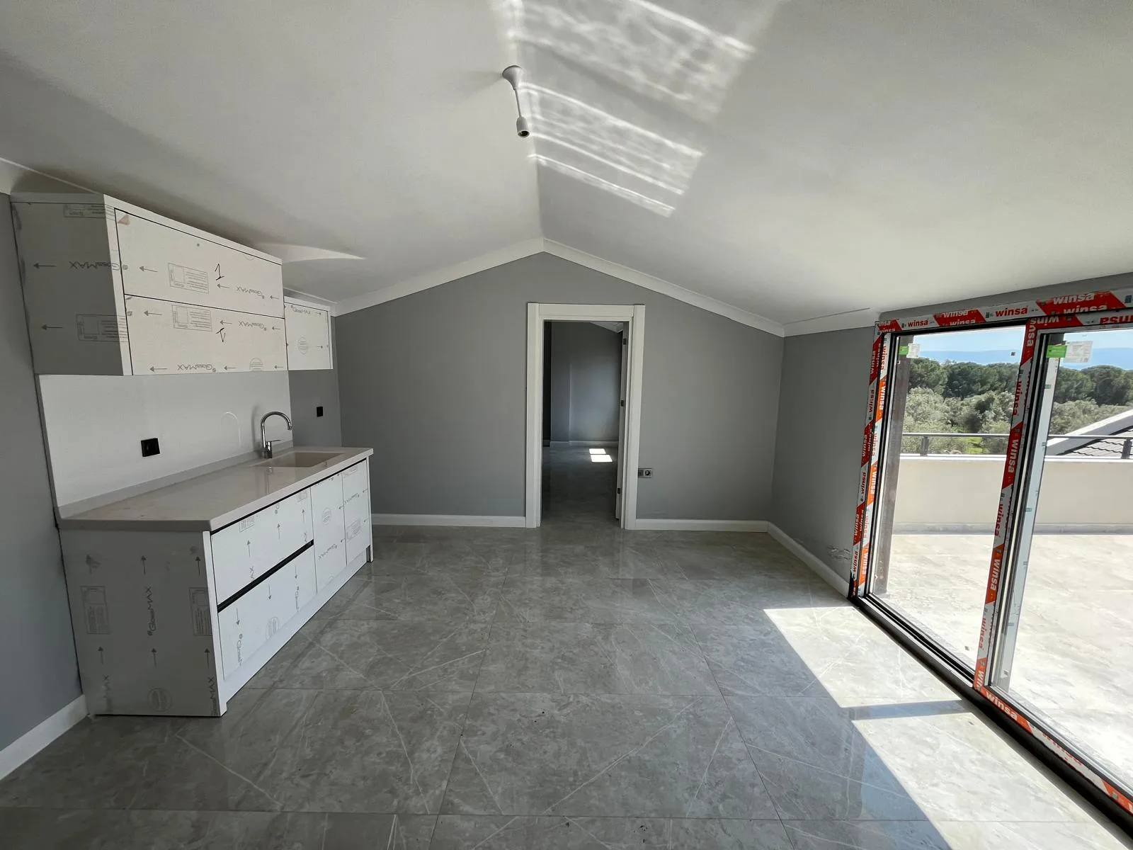 GÜRE OTELLER BÖLGESİNDE TAM BAĞIMSIZ MÜSTAKİL 4+1 LOFT TRİPLEX VİLLA - Görsel 32
