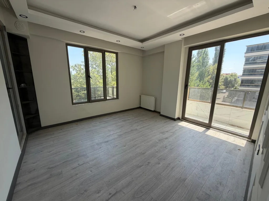 İKİZÇAYDA 2+1 AYRI MUTFAK UYGUM FİYATLI DAİRE - Görsel 2