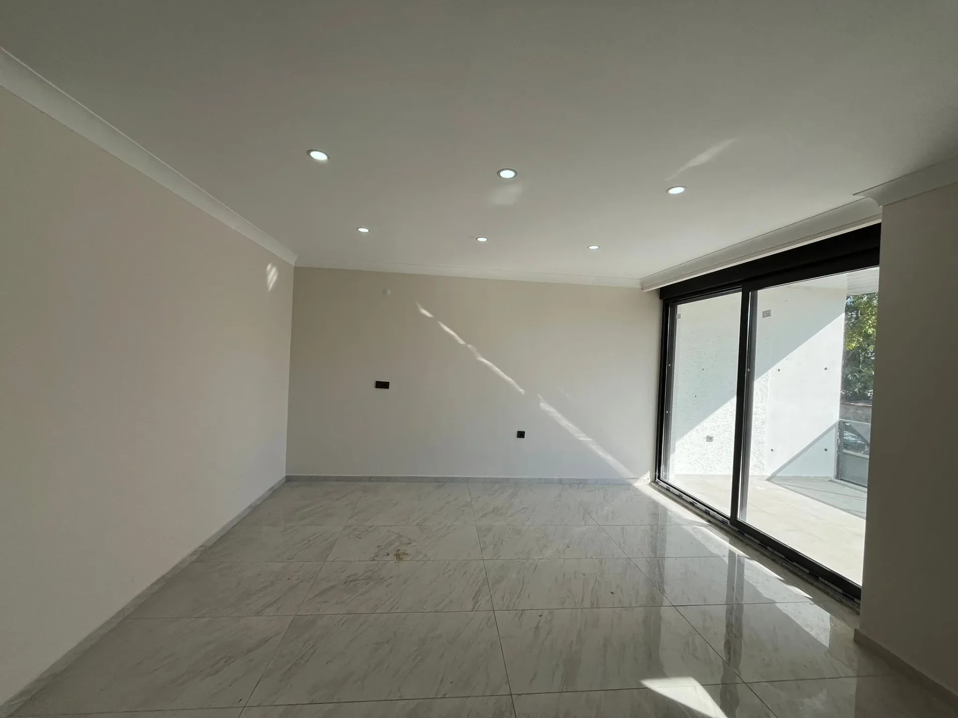 GÜREDE DENİZE SIFIR TADINDA 3+1 TRİPLEX HER ODASINDA EBEVEYN BANYOSU OLAN VİLLA - Görsel 7