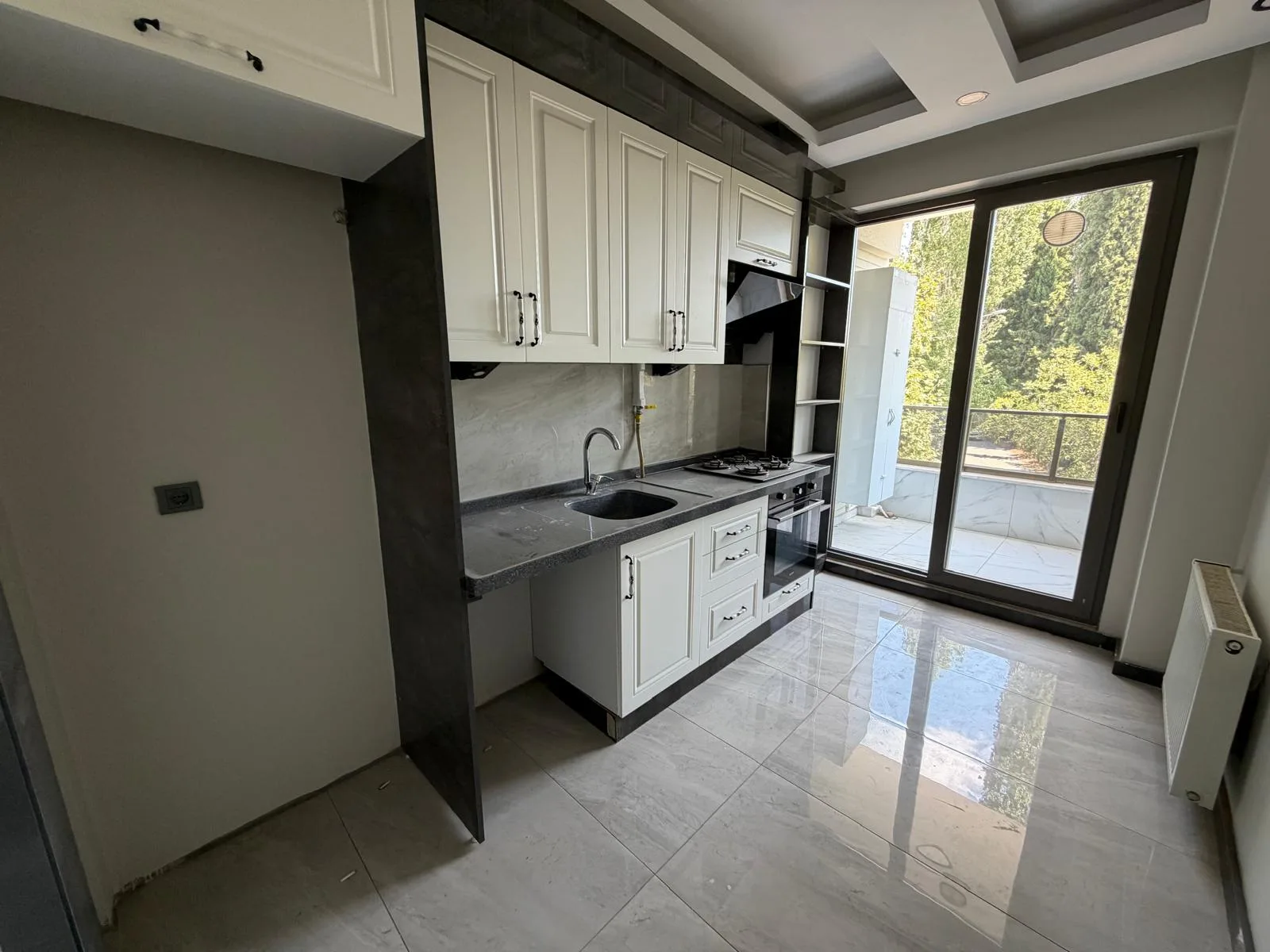 İKİZÇAYDA 2+1 AYRI MUTFAK UYGUM FİYATLI DAİRE - Görsel 4