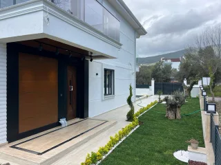 GÜRE RAMADA OTEL BÖLGESİNDE TAM BAĞIMSIZ MÜSTAKİL ULTRA LÜX VİLLA - Görsel 26
