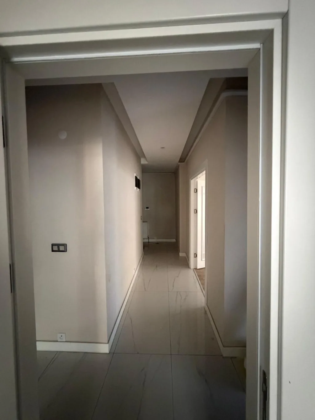 EDREMİT CENNETAYAĞI MAHALLESİNDE PRESTİJ 3 KONUTLARINDA 3+1 AYRI MUTFAK KAPALI GARAJLI LÜX SİTE KONSEPTLİ DAİRE - Görsel 16