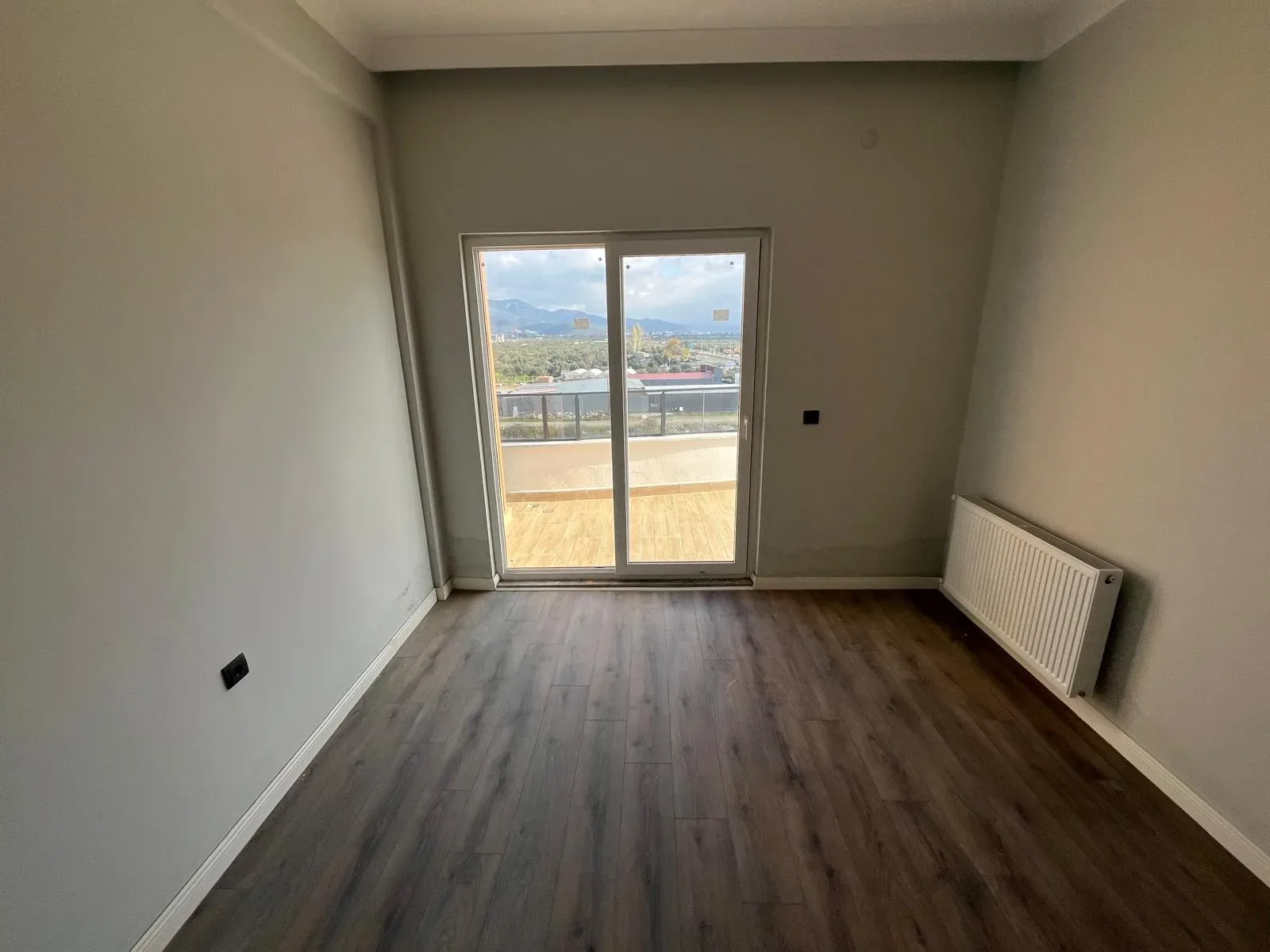 AKÇAY MERKEZDE İZMİR ÇANAKKALE OTOBANINA CEPHELİ 2+1 DUBLEX SIFIR DAİRE - Görsel 20