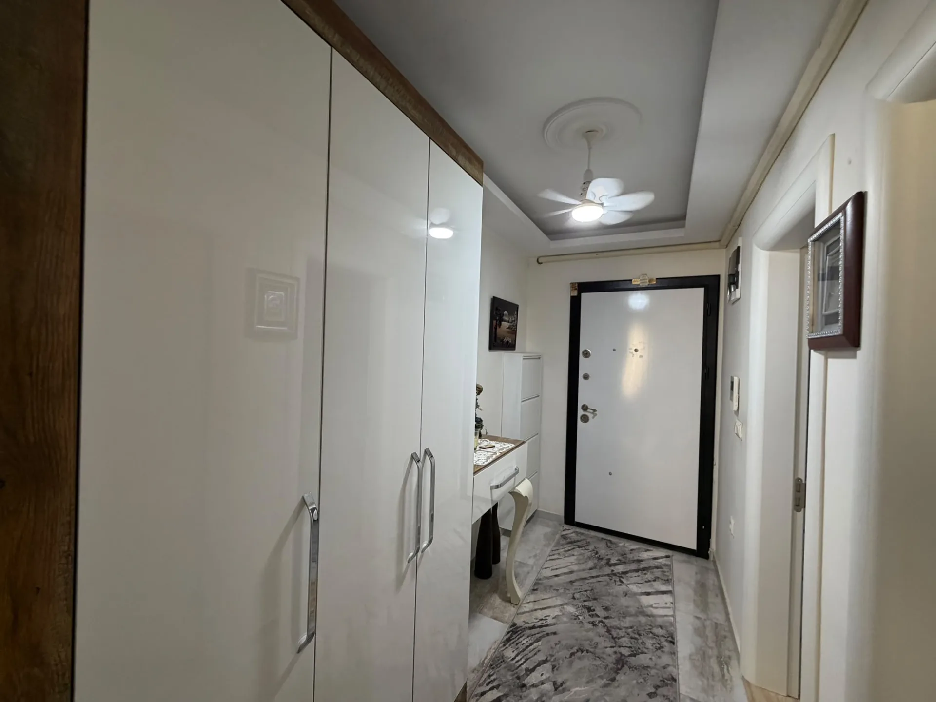AKÇAY ALTINKUMDA ARA KAT 1+1 ÇOK GENİŞ LÜX DAİRE - Görsel 13