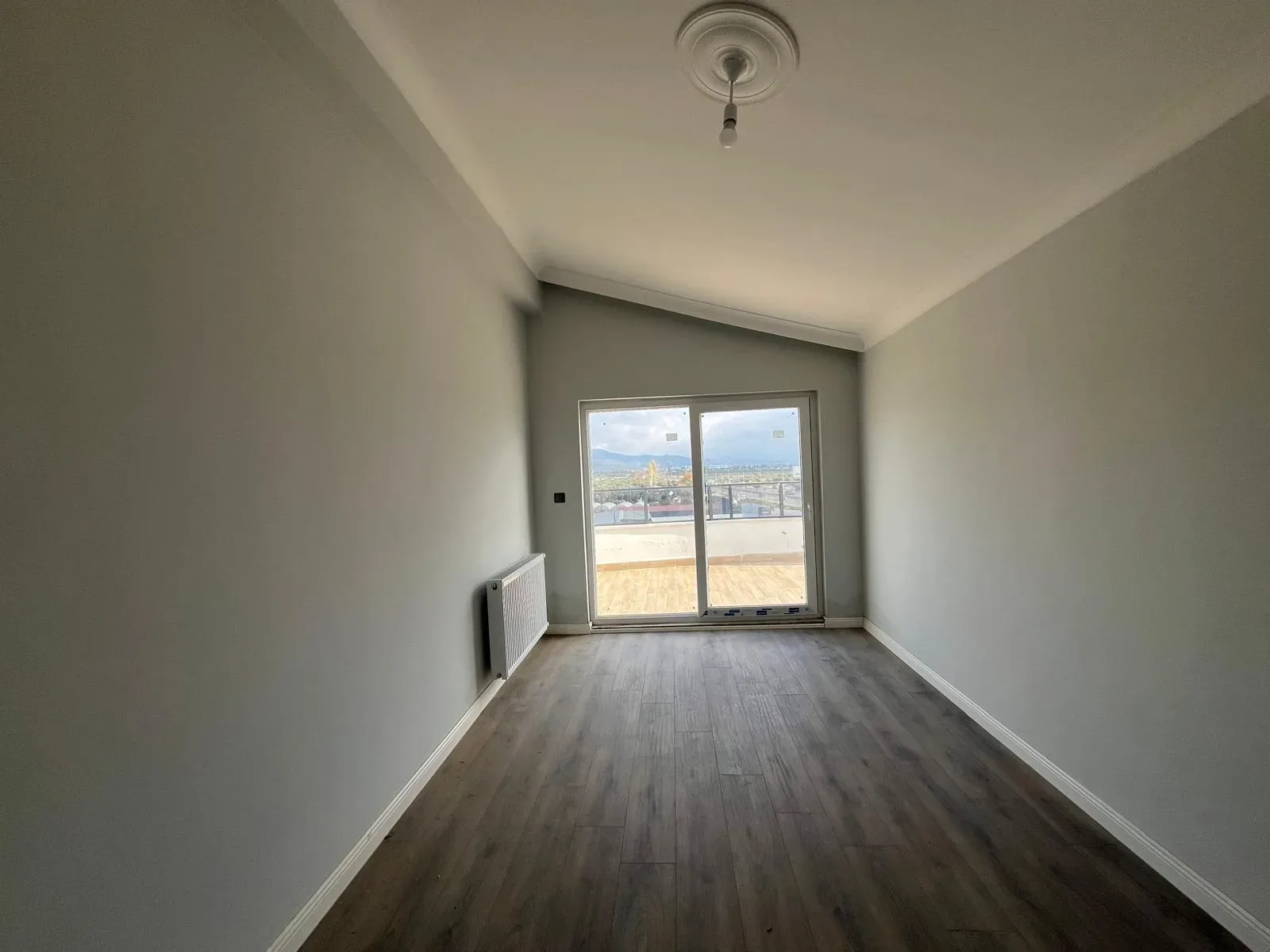 AKÇAY MERKEZDE İZMİR ÇANAKKALE OTOBANINA CEPHELİ 2+1 DUBLEX SIFIR DAİRE - Görsel 15