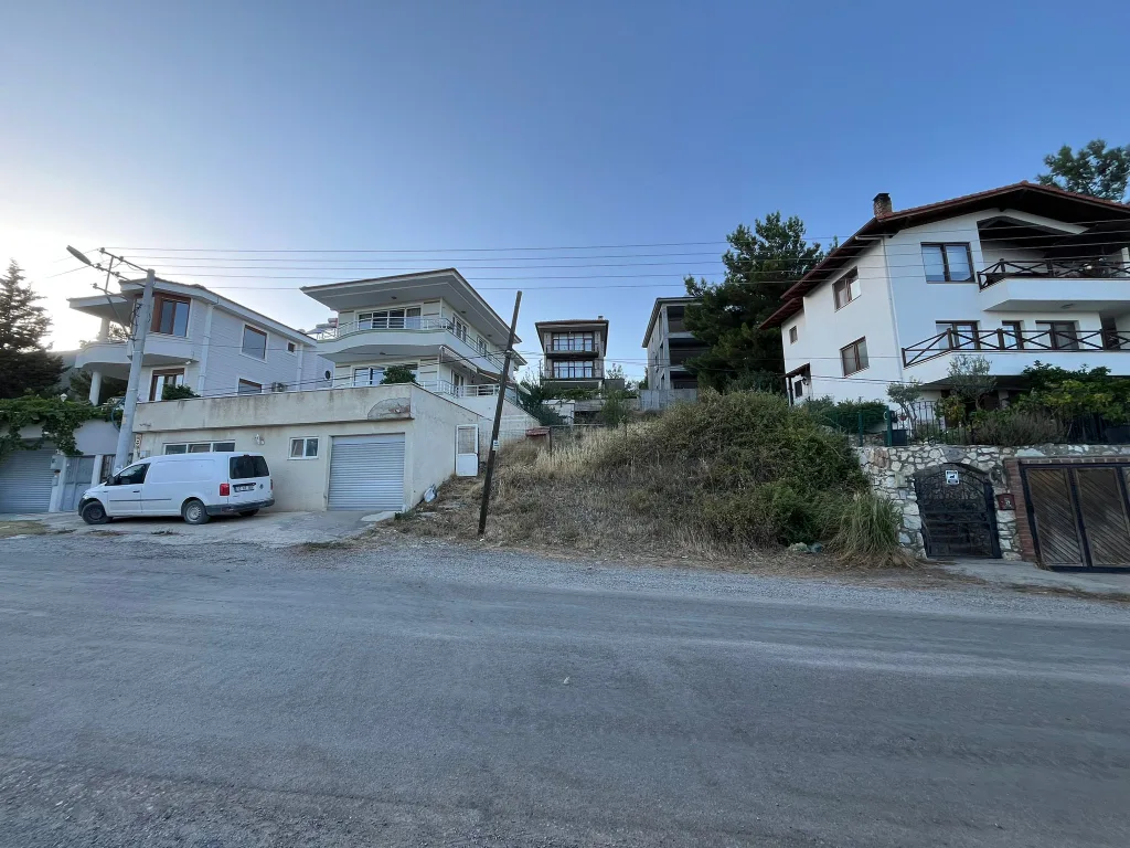 GÜRE KAVURMACILAR YOLUNDA FULL DENİZ MANZARALI SATILIK ARSA - Görsel 9