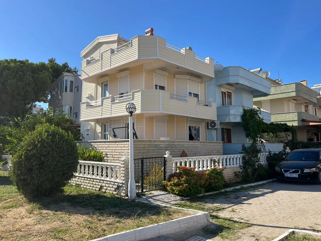 DENİZE SIFIR GÜRENİN YALISI 3+1 TRİPLEX VİLLA - Görsel 5