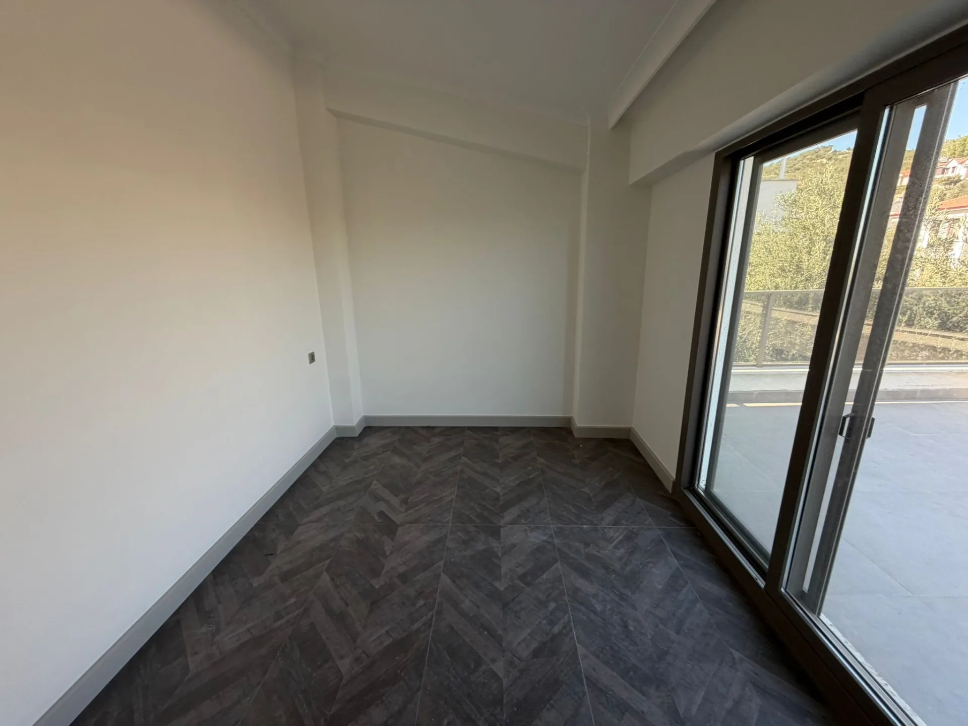GÜRE İSKELE MAHALLESİNDE TEK KATLI 4+1 TAM MÜSTAKİL ULTRA LÜX VİLLA - Görsel 32