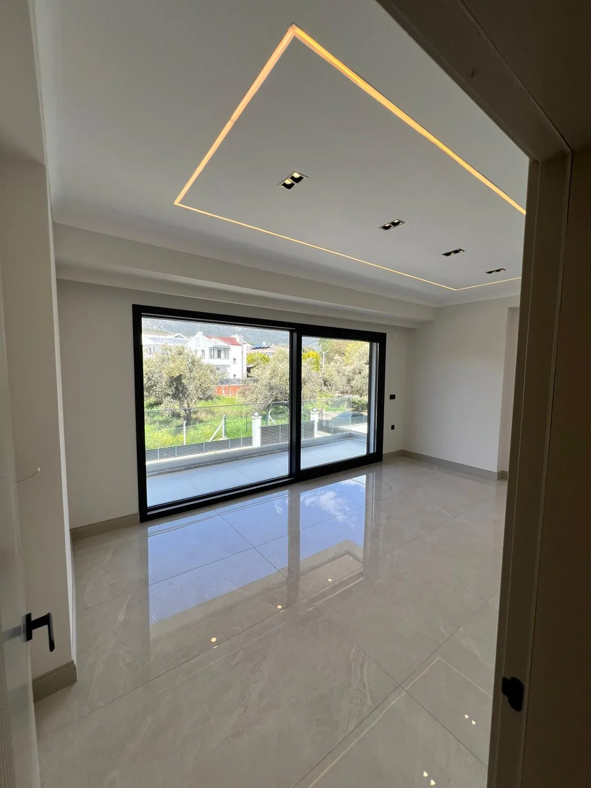 GÜRE RAMADA OTEL BÖLGESİNDE TAM BAĞIMSIZ MÜSTAKİL ULTRA LÜX VİLLA - Görsel 8