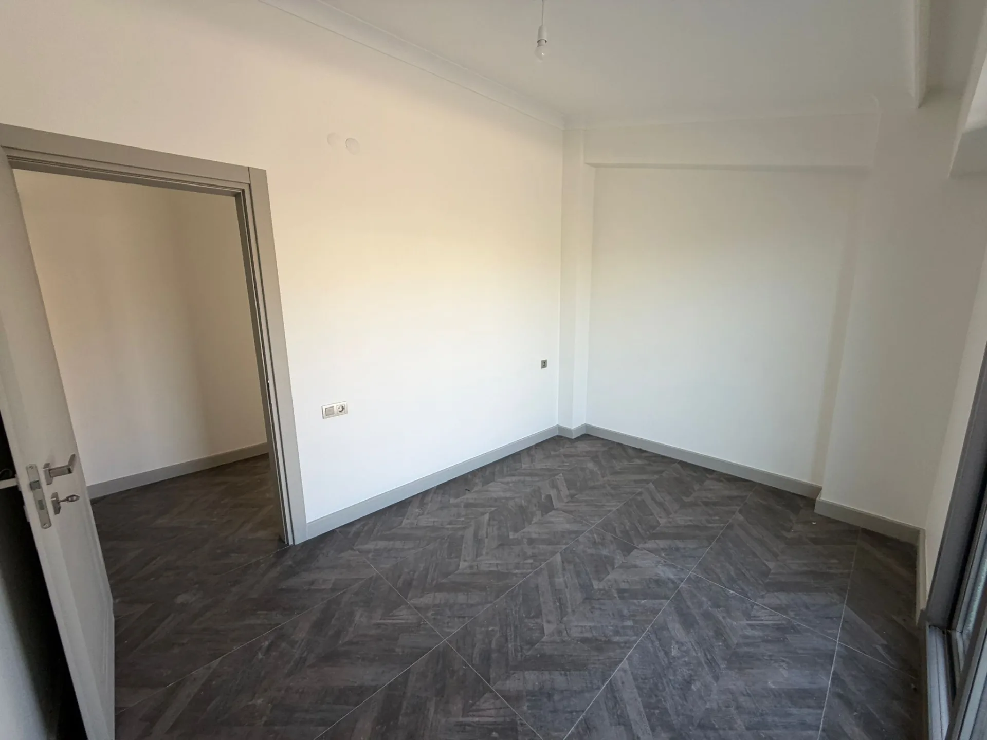 GÜRE İSKELE MAHALLESİNDE TEK KATLI 4+1 TAM MÜSTAKİL ULTRA LÜX VİLLA - Görsel 33