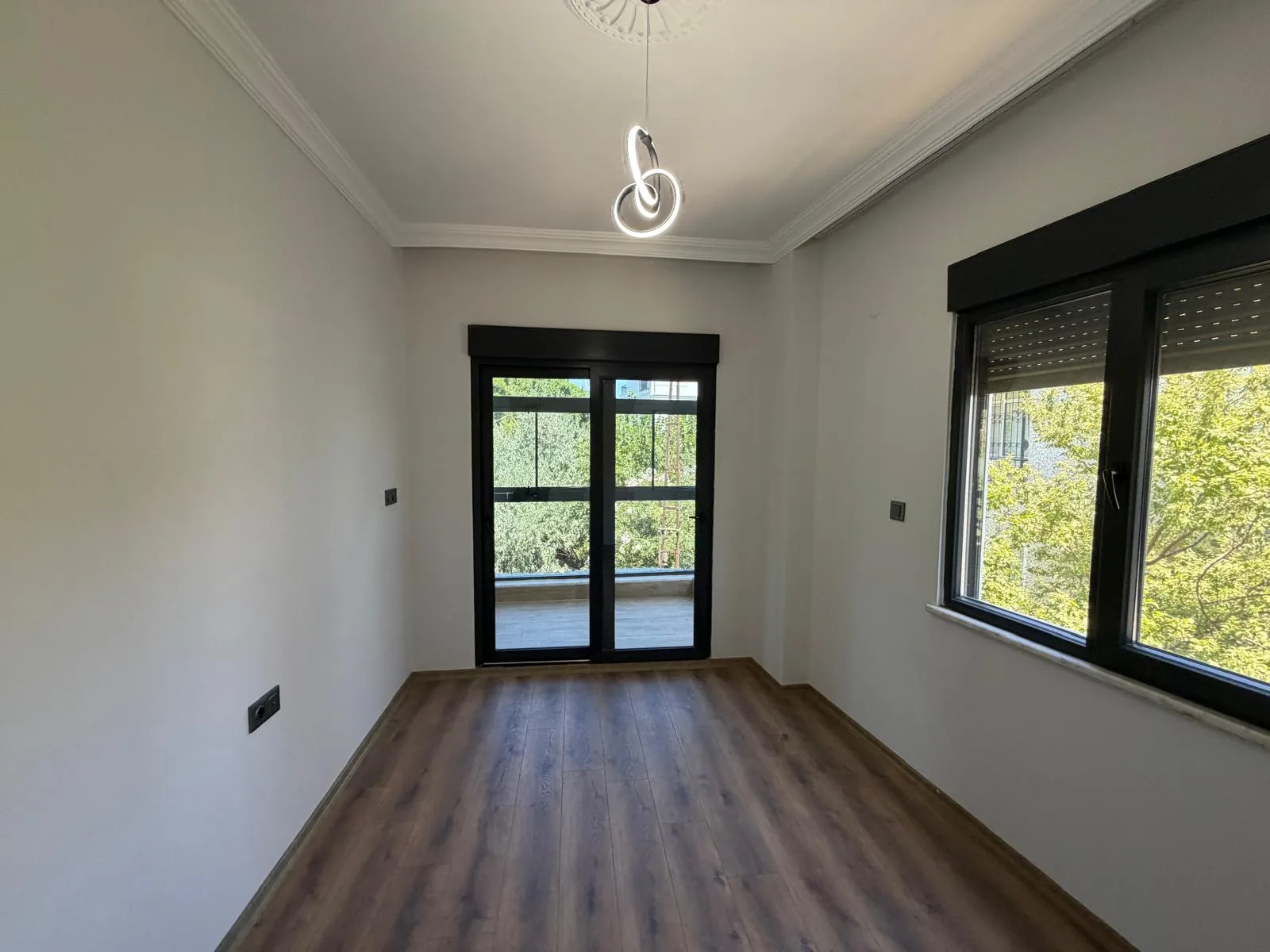 AKÇAY CEMİL TEMEL MAHALLESİNDE 4 ODA 1 SALON TRİPLEX SIFIR VİLLA - Görsel 27