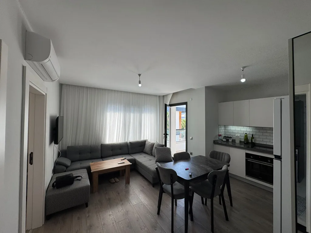 ALTINOLUk YAĞCILARDA DENİZE SIFIR ADRA SİTESİNDE 1+1 FULL EŞYALI SATILIK DAİRE - Görsel 4