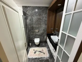 AKÇAYIN EN PRESTİJLİ SİTESİNDE 3+1 AYRI MUTFAK EBEVEYN BANYOLU - KAPALI OTOPARKLI MUHTEŞEM DAİRE - Görsel 20
