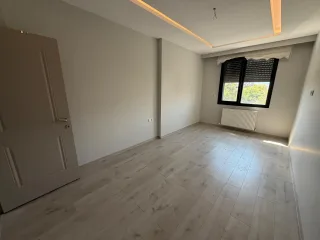 AKÇAYDA HAVUZLU SİTE İÇERİSİNDE ULTRA LÜKS 130 METREKARE 2+1 - Görsel 30
