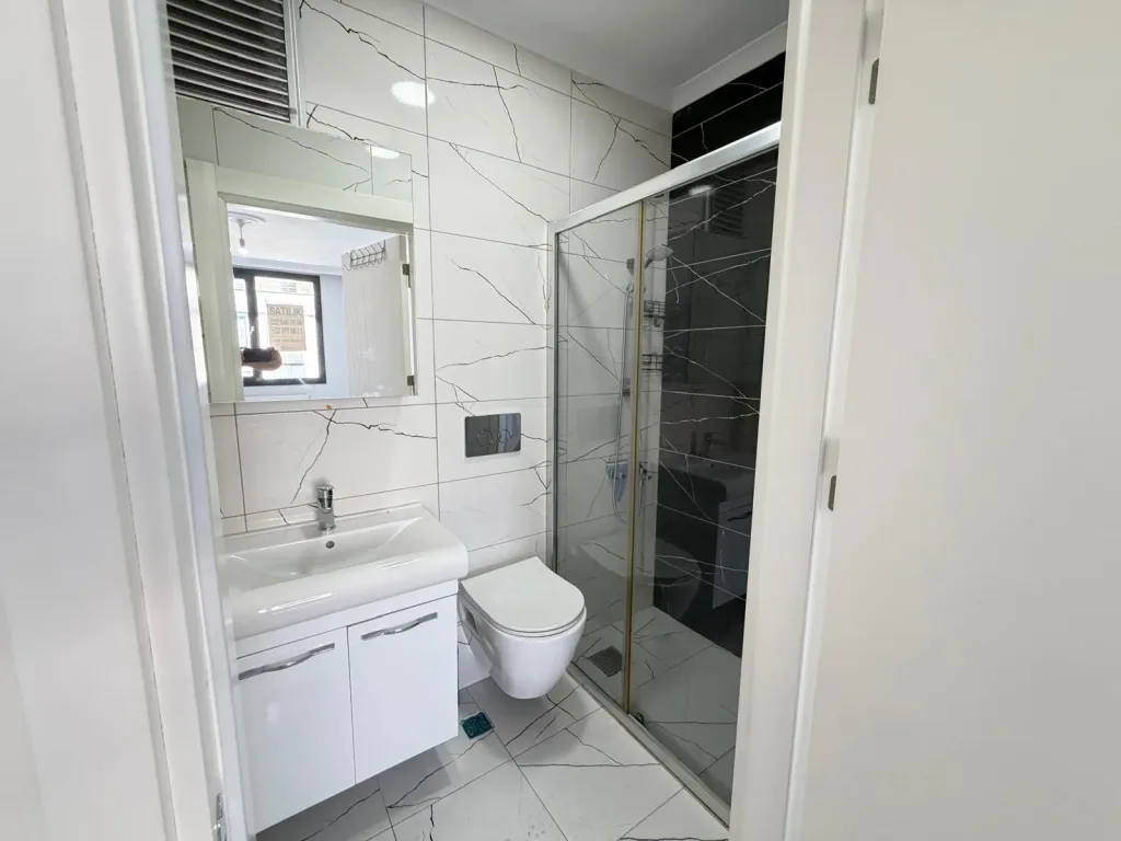 AKÇAYIN EN PRESTİJLİ SİTESİNDE 3+1 AYRI MUTFAK LÜKS DAİRE - Görsel 6