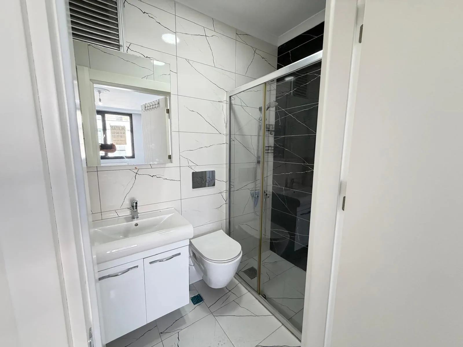 AKÇAYIN EN PRESTİJLİ SİTESİNDE 3+1 AYRI MUTFAK LÜKS DAİRE - Görsel 6