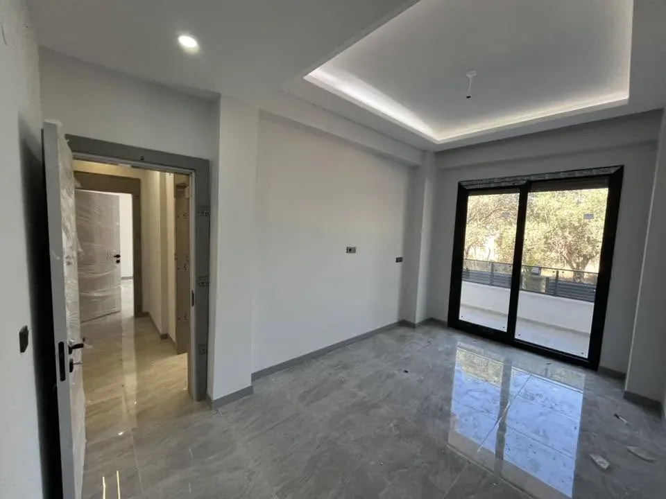 ZEYTİNLİDE MÜSTAKİL TADINDA 2+1 BAHÇE KULLANIMLI AYRI MUTFAK DAİRE - Görsel 4
