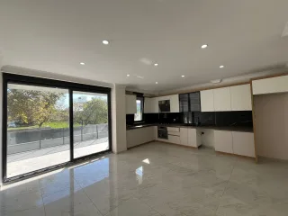 GÜREDE DENİZE SIFIR TADINDA 3+1 TRİPLEX HER ODASINDA EBEVEYN BANYOSU OLAN VİLLA - Görsel 19