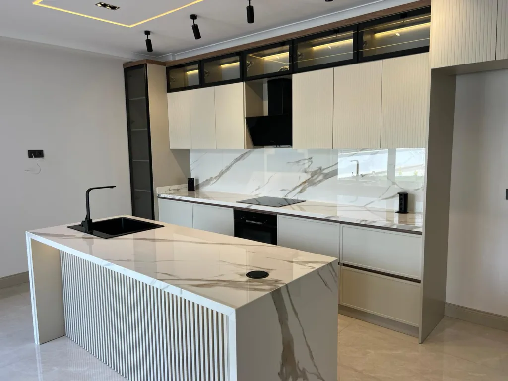 GÜRE RAMADA OTEL BÖLGESİNDE TAM BAĞIMSIZ MÜSTAKİL ULTRA LÜX VİLLA - Görsel 6
